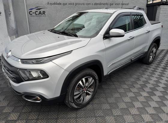 FIAT TORO 1.8 16V EVO FLEX FREEDOM AT6 FIAT TORO 1.8 16V EVO FLEX FREEDOM AT6